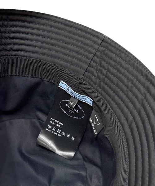 PRADA（プラダ）PRADA (プラダ) Prada Re-Nylon Bucket Hat/ナイロンバケットハット ブラック サイズ:Mの古着・服飾アイテム