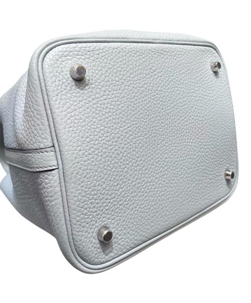 HERMES（エルメス）HERMES (エルメス) ピコタンロックMM/シルバー金具/トリヨンクレマンス/ブルーペール/Y刻印/2020年 ブルーペール サイズ:MMの古着・服飾アイテム