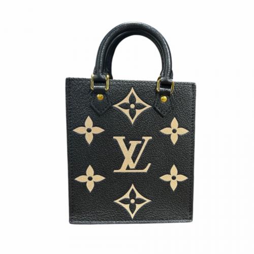 LOUIS VUITTON（ルイ ヴィトン）LOUIS VUITTON (ルイ ヴィトン) モノグラム・アンプラント/プティットサックプラ/M81416 ブラック サイズ:-の古着・服飾アイテム