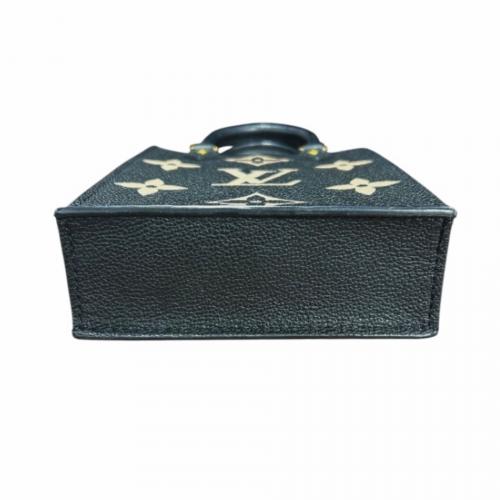 LOUIS VUITTON（ルイ ヴィトン）LOUIS VUITTON (ルイ ヴィトン) モノグラム・アンプラント/プティットサックプラ/M81416 ブラック サイズ:-の古着・服飾アイテム