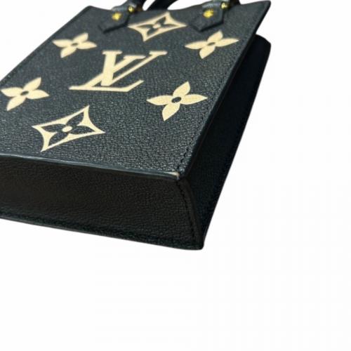 LOUIS VUITTON（ルイ ヴィトン）LOUIS VUITTON (ルイ ヴィトン) モノグラム・アンプラント/プティットサックプラ/M81416 ブラック サイズ:-の古着・服飾アイテム