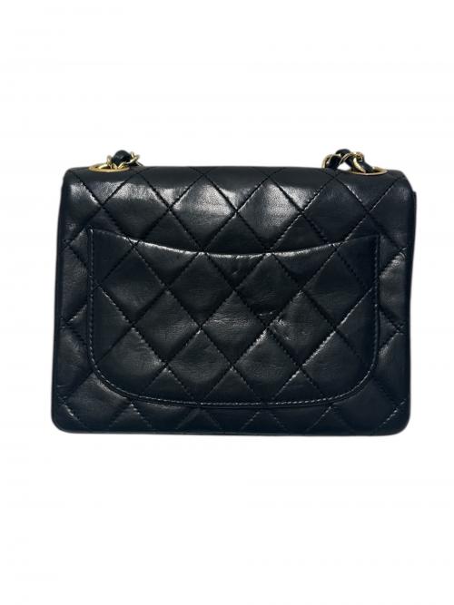 CHANEL（シャネル）CHANEL (シャネル) ミニマトラッセ20 シングルフラップチェーンショルダーバッグ 1985-93年製 ブラック サイズ:17の古着・服飾アイテム