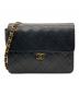 CHANEL（シャネル）の古着「マトラッセ プッシュロックチェーンショルダーバッグ」｜ブラック