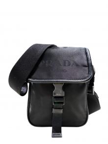 PRADA（プラダ）の古着「リナイロンショルダーバッグ」｜ブラック