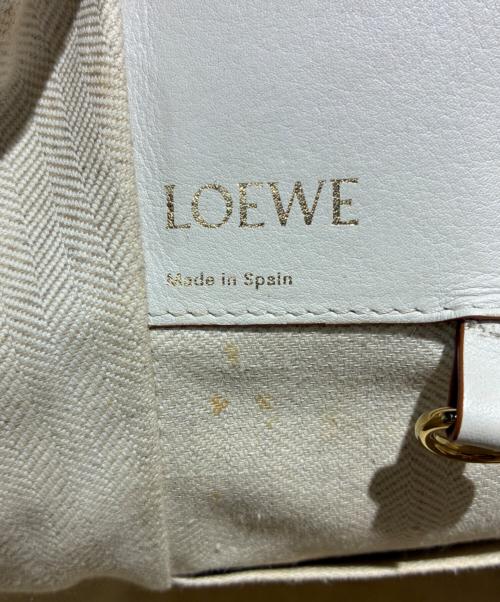 LOEWE（ロエベ）LOEWE (ロエベ) ショルダーバッグ アイボリー サイズ:スモールの古着・服飾アイテム