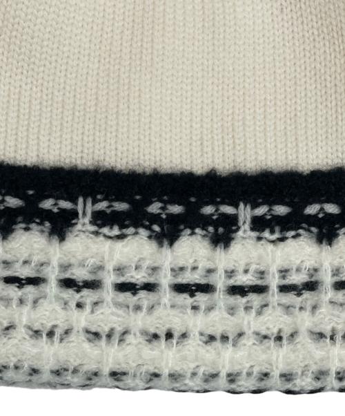 CHANEL（シャネル）CHANEL (シャネル) ココマークニット帽 ホワイト×ブラックの古着・服飾アイテム