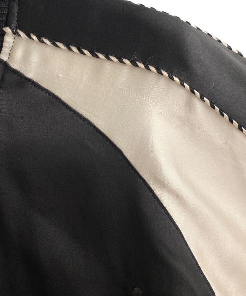 JohnUNDERCOVER（ジョンアンダーカバー）JohnUNDERCOVER (ジョンアンダーカバー) 16AW タイガー刺繍スーベニアジャケット ブラック×アイボリー サイズ:1の古着・服飾アイテム