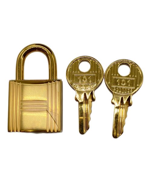 HERMES（エルメス）HERMES (エルメス) ピコタンロックPM/W刻印/トリヨンクレマンス/ゴールド金具/ハンドバッグ ゴールド サイズ:PMの古着・服飾アイテム