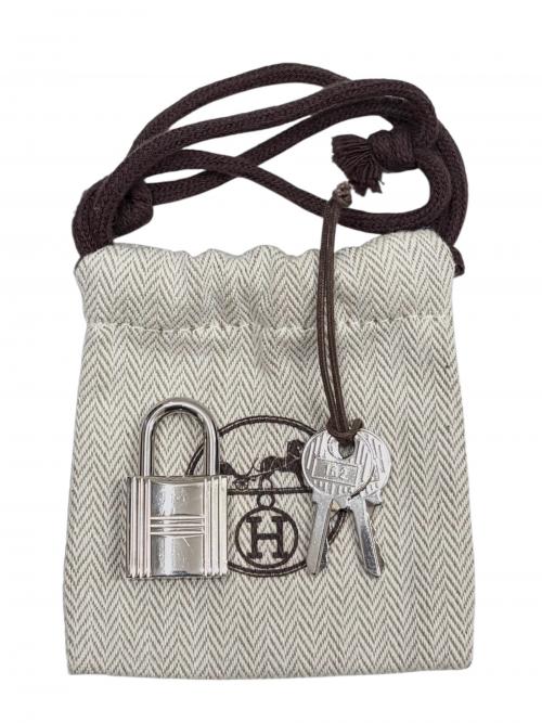 HERMES（エルメス）HERMES (エルメス) ピコタンロックMM ブラック サイズ:MMの古着・服飾アイテム
