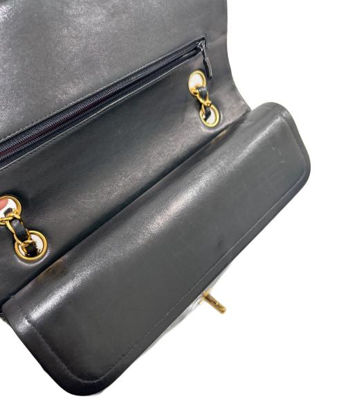 CHANEL（シャネル）CHANEL (シャネル) マトラッセ25/ブラック/チェーンショルダーバッグ ブラック×ゴールド金具 サイズ:25の古着・服飾アイテム