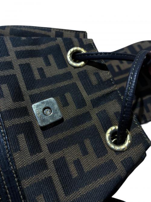 FENDI（フェンディ）FENDI (フェンディ) ミニリュック ブラウン サイズ:-の古着・服飾アイテム