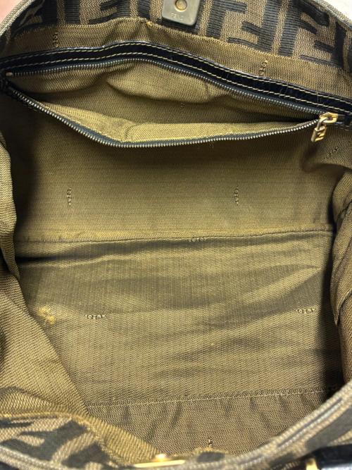 FENDI（フェンディ）FENDI (フェンディ) ハンドバッグ ブラウン サイズ:-の古着・服飾アイテム