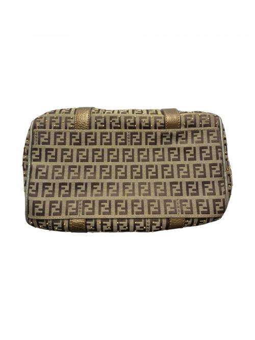 FENDI（フェンディ）FENDI (フェンディ) スタッズミニボストンバッグ/8BL068 ベージュ×ゴールド サイズ:-の古着・服飾アイテム
