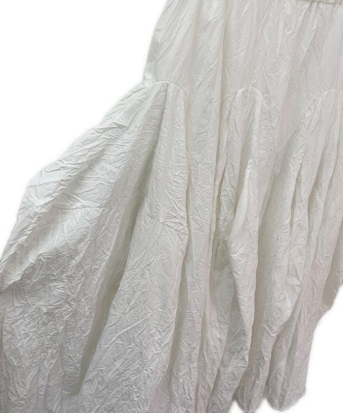 ENFOLD（エンフォルド）ENFOLD (エンフォルド) SOLID-WAVE SKIRT ホワイト サイズ:36の古着・服飾アイテム