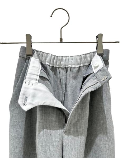 ENFOLD（エンフォルド）ENFOLD (エンフォルド) STRAIGHT-TAILORED TROUSERS グレー サイズ:34の古着・服飾アイテム