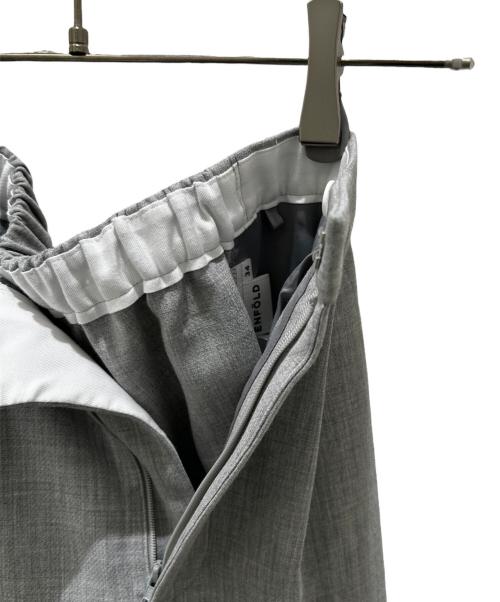 ENFOLD（エンフォルド）ENFOLD (エンフォルド) STRAIGHT-TAILORED TROUSERS グレー サイズ:34の古着・服飾アイテム
