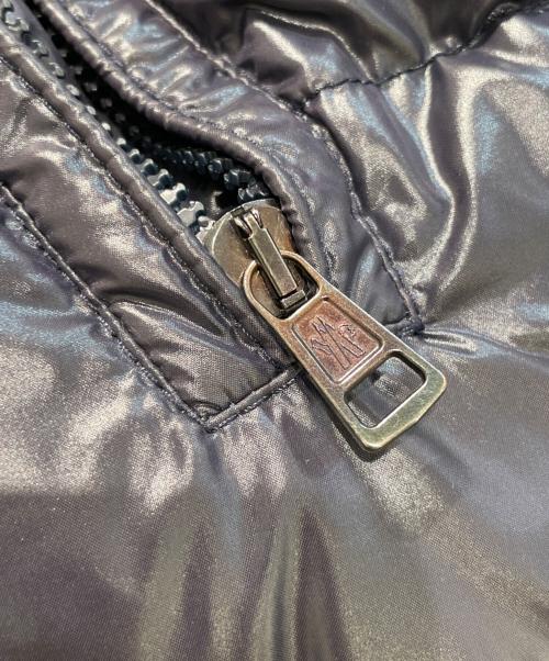 MONCLER（モンクレール）MONCLER (モンクレール) MAYA/ダウンジャケット ネイビーパープル系 サイズ:4の古着・服飾アイテム