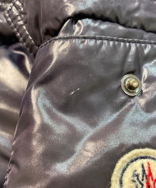 MONCLER（モンクレール）MONCLER (モンクレール) MAYA/ダウンジャケット ネイビーパープル系 サイズ:4の古着・服飾アイテム