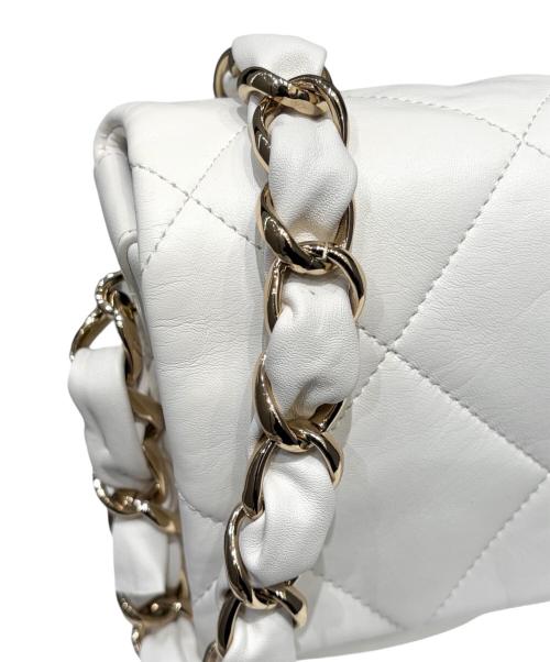 CHANEL（シャネル）CHANEL (シャネル) ショルダーバッグ/シャネル19/ラムスキン ホワイトの古着・服飾アイテム