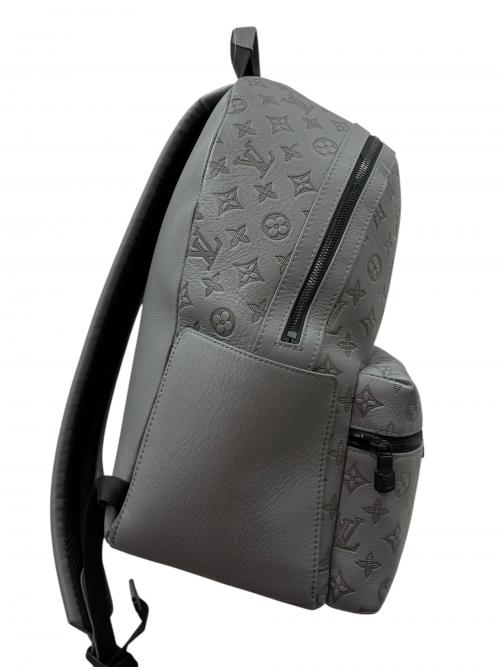 LOUIS VUITTON（ルイ ヴィトン）LOUIS VUITTON (ルイ ヴィトン) ディスカバリー・バックパックPM M46557 グレー サイズ:-の古着・服飾アイテム