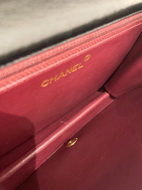 CHANEL（シャネル）CHANEL (シャネル) プッシュロックチェーンショルダーバッグ ブラックの古着・服飾アイテム