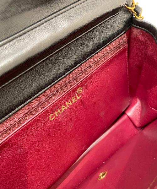 CHANEL（シャネル）CHANEL (シャネル) プッシュロックチェーンショルダーバッグ ブラックの古着・服飾アイテム