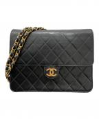 CHANELシャネル）の古着「プッシュロックチェーンショルダーバッグ」｜ブラック