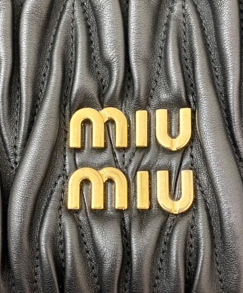 MIU MIU（ミュウミュウ）MIU MIU (ミュウミュウ) ミニバケットバッグ ブラックの古着・服飾アイテム