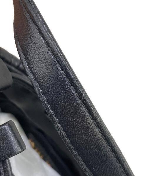 MIU MIU（ミュウミュウ）MIU MIU (ミュウミュウ) ミニバケットバッグ ブラックの古着・服飾アイテム