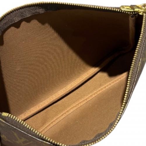 LOUIS VUITTON（ルイ ヴィトン）LOUIS VUITTON (ルイ ヴィトン) ポシェット/アクセソワールモノグラム/パンダ/M51981 サイズ:-の古着・服飾アイテム