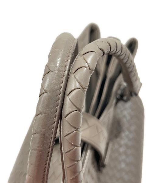 BOTTEGA VENETA（ボッテガベネタ）BOTTEGA VENETA (ボッテガベネタ) イントレチャートハンドバッグ グレー サイズ:-の古着・服飾アイテム