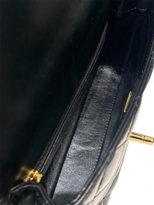 CHANEL（シャネル）CHANEL (シャネル) トップハンドルチェーンショルダーバッグ ブラックの古着・服飾アイテム