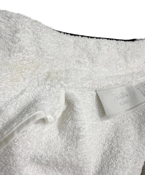 PRADA（プラダ）PRADA (プラダ) Terry Bowling Shirt/トライアングルロゴプレートパイルシャツ ホワイト サイズ:Mの古着・服飾アイテム