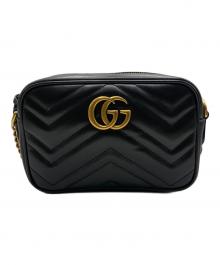 GUCCI（グッチ）の古着「GGマーモントミニ カメラバッグ」｜ブラック
