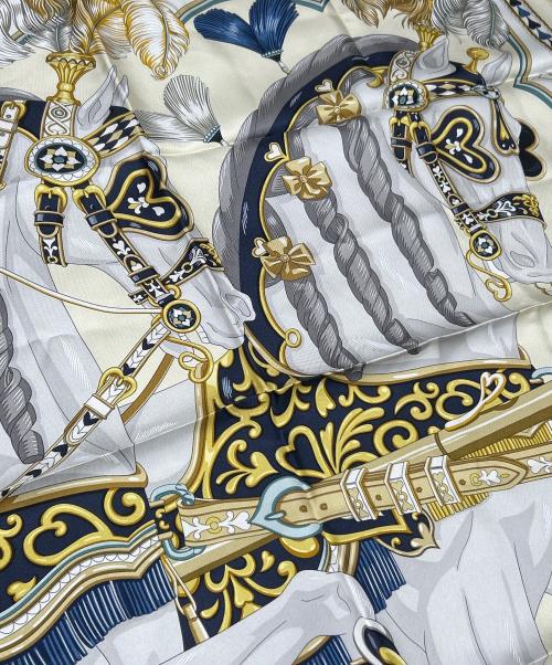 HERMES（エルメス）HERMES (エルメス) Carre 90/カレ 90/HARNAIS DE COUR/宮廷の馬具 ベージュ サイズ:90の古着・服飾アイテム