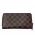 LOUIS VUITTON (ルイ ヴィトン) ラウンドファスナージッピーウォレット：65000円