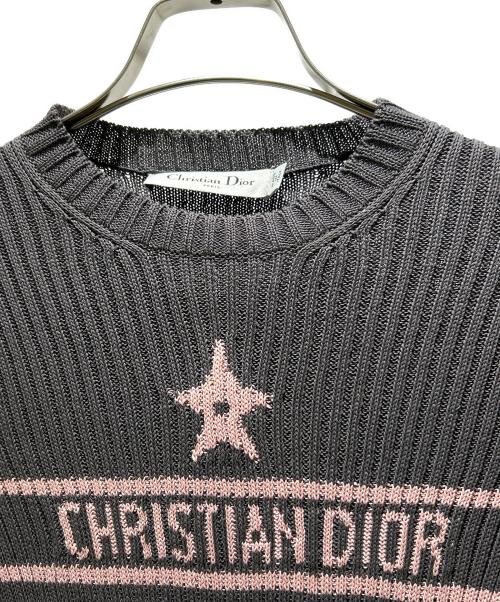 Christian Dior（クリスチャン ディオール）Christian Dior Dioriviera Logo Star Short Sleeve Knit Sweater/ディオリビエラ ロゴ スター 半袖ニット/254S15AM730 グレー×ピンク サイズ:38の古着・服飾アイテム