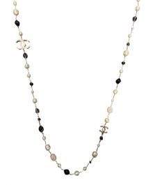 CHANEL（シャネル）の古着「ココマークロングパールネックレス」｜ピンク×ホワイト