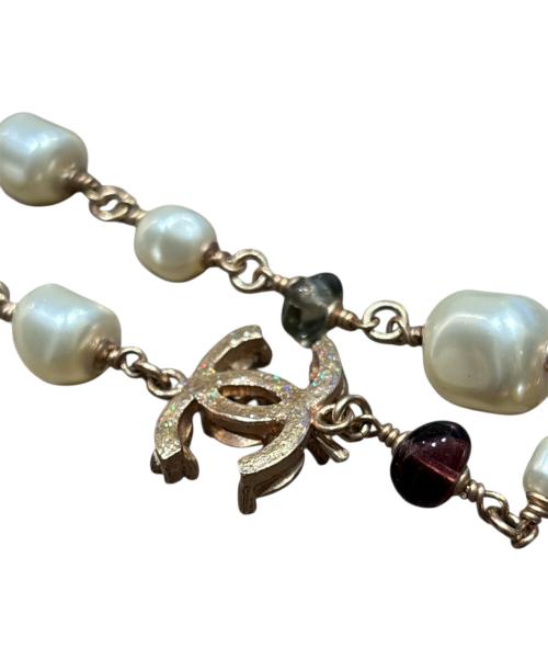 CHANEL（シャネル）CHANEL (シャネル) ココマークロングパールネックレス ピンク×ホワイトの古着・服飾アイテム