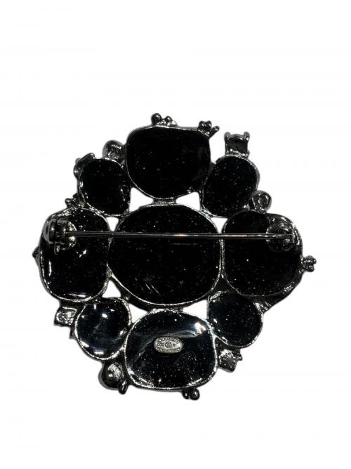 CHANEL（シャネル）CHANEL (シャネル) ココマーク ブラックストーン ブローチ ブラック サイズ:-の古着・服飾アイテム