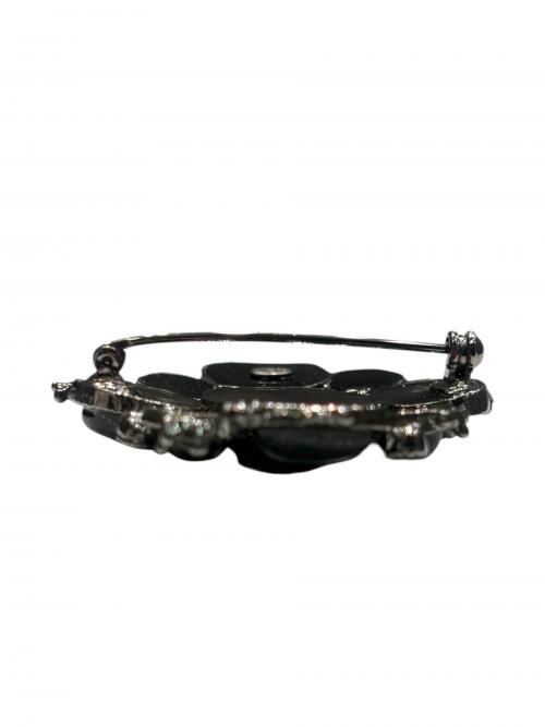 CHANEL（シャネル）CHANEL (シャネル) ココマーク ブラックストーン ブローチ ブラック サイズ:-の古着・服飾アイテム