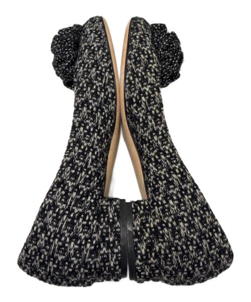 CHANEL（シャネル）CHANEL (シャネル) カメリアツイードパンプス ブラック×ホワイト サイズ:38 1/2Cの古着・服飾アイテム