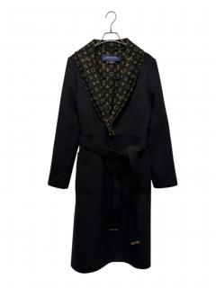 【LOUIS VUITTON】ルイ・ヴィトン　トレンチコート38 黒 中古・古着通販】LOUIS VUITTON (ルイ ヴィトン) モノグラムトレンチ