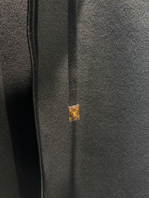 LOUIS VUITTON（ルイ ヴィトン）LOUIS VUITTON (ルイ ヴィトン) モノグラムラップコート ブラック サイズ:36の古着・服飾アイテム