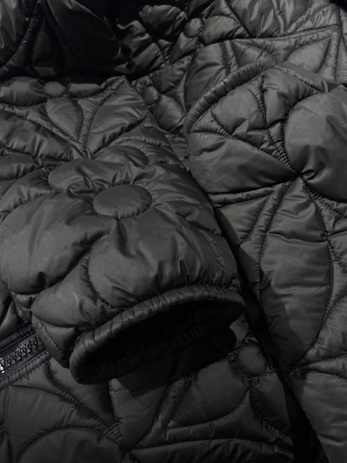 LOUIS VUITTON（ルイ ヴィトン）LOUIS VUITTON (ルイ ヴィトン) リバーシブルモノグラムジャケット ブラック サイズ:48の古着・服飾アイテム