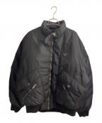 PRADAプラダ）の古着「ロゴプレートダウンジャケット」｜ブラック