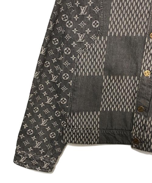LOUIS VUITTON（ルイ ヴィトン）LOUIS VUITTON (ルイ ヴィトン) Giant Damier Waves Monogram Denim Jacket グレー サイズ:54の古着・服飾アイテム