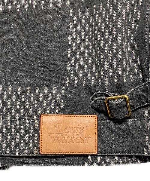 LOUIS VUITTON（ルイ ヴィトン）LOUIS VUITTON (ルイ ヴィトン) Giant Damier Waves Monogram Denim Jacket グレー サイズ:54の古着・服飾アイテム