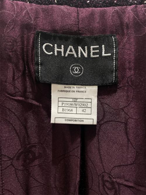 CHANEL（シャネル）CHANEL (シャネル) Plum Tweed Jacket/ココボタンツィードジャケット パープル サイズ:42の古着・服飾アイテム