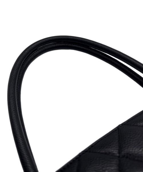 CHANEL（シャネル）CHANEL (シャネル) 復刻トートバッグ/マトラッセ ブラックの古着・服飾アイテム